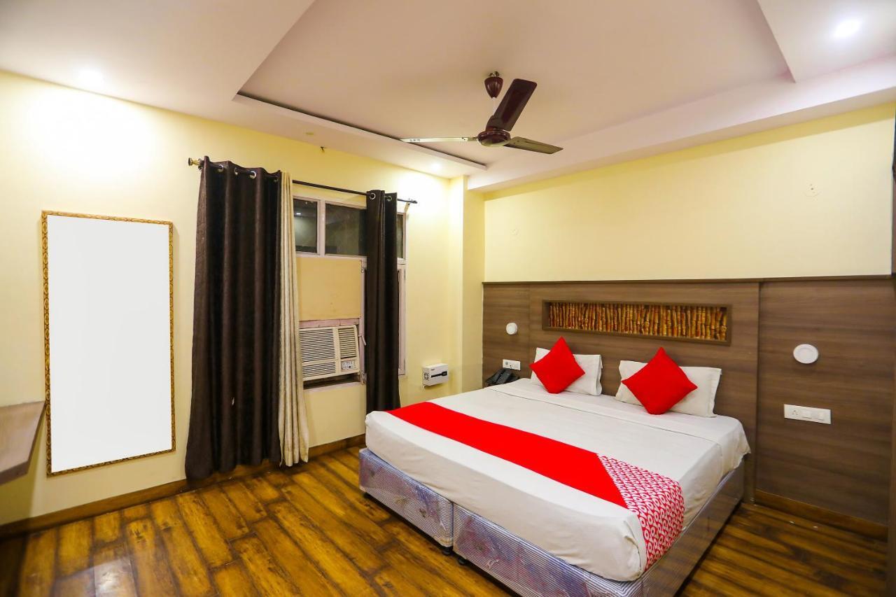 Oyo 62700 Hotel Surya Inn Pānīpat Kültér fotó