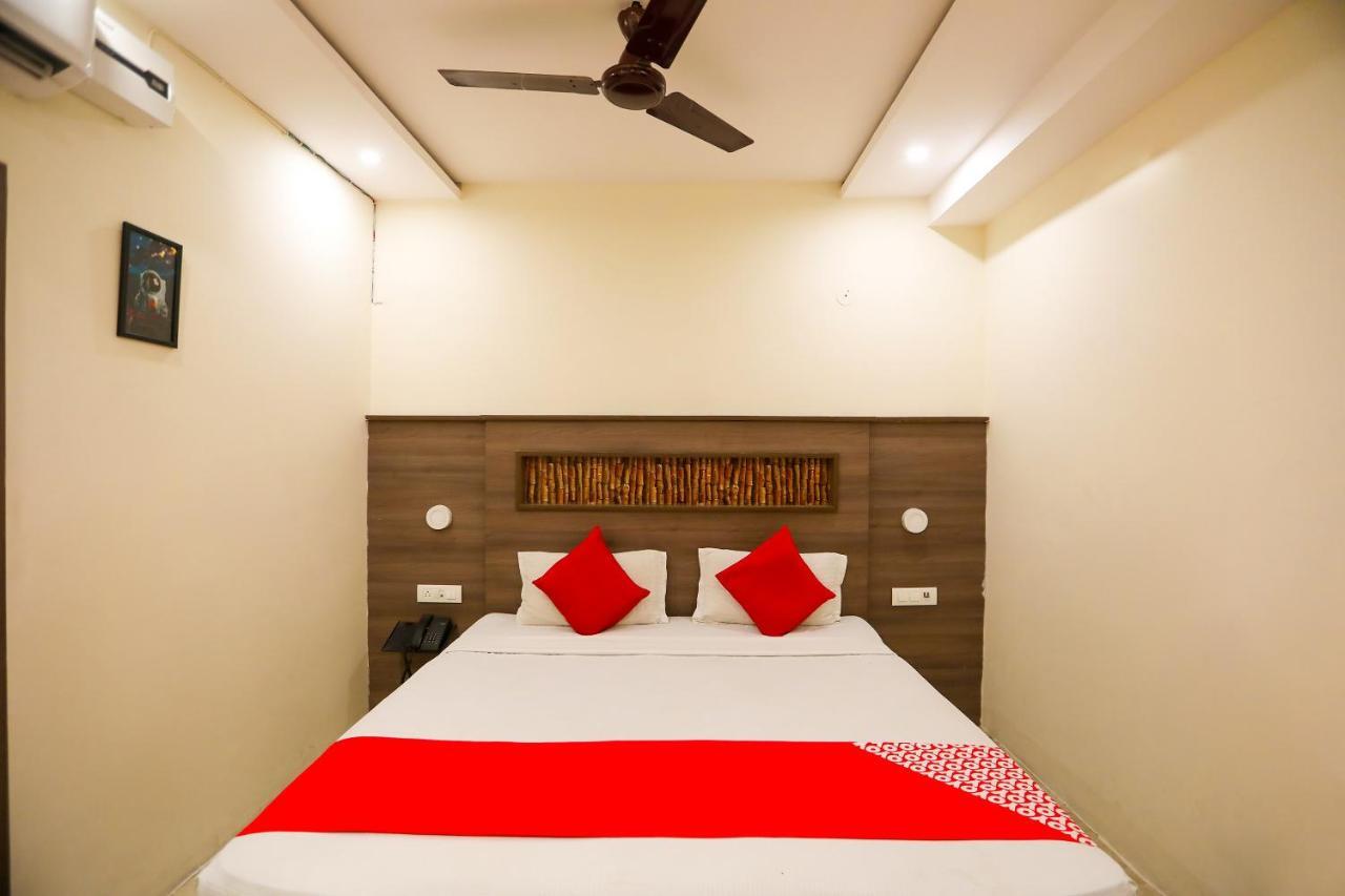 Oyo 62700 Hotel Surya Inn Pānīpat Kültér fotó